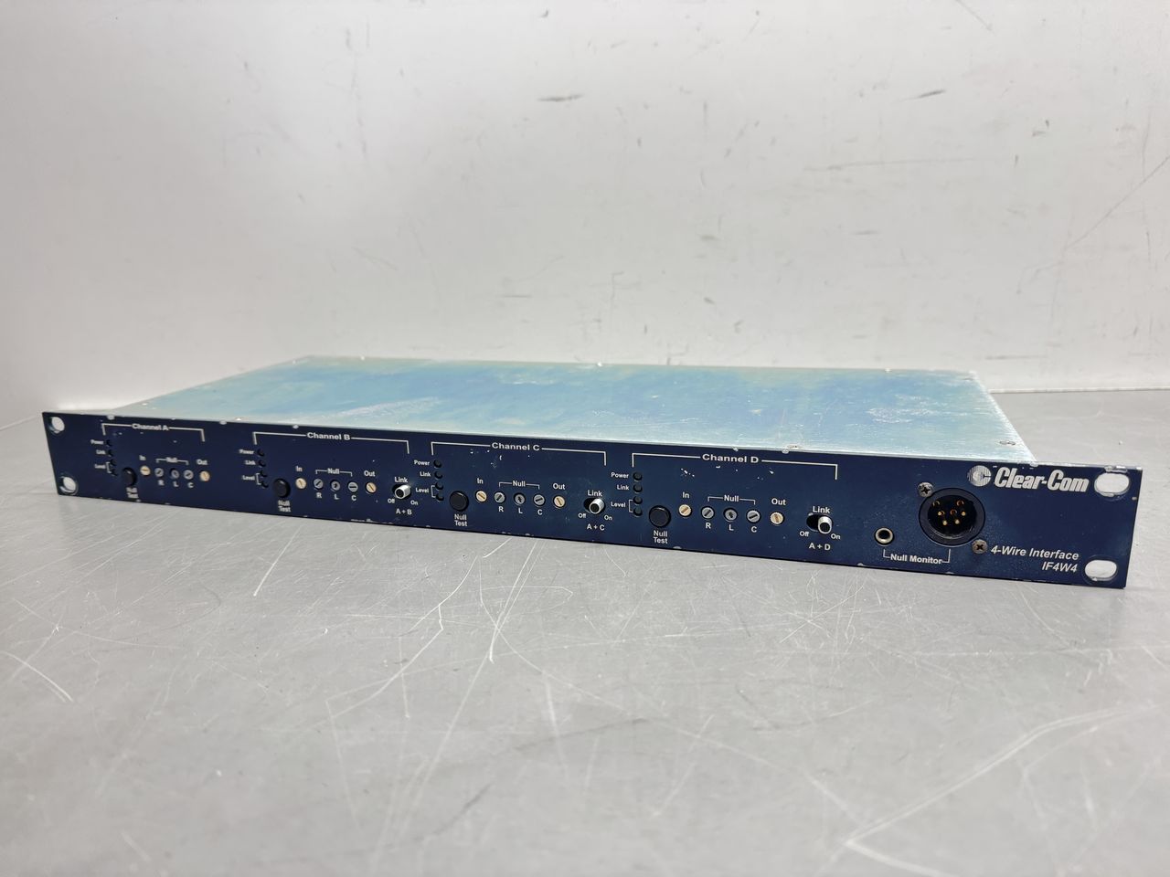 Clear-Com IF-4W-4 4ch 4W インターフェース | VIVID Online Shop