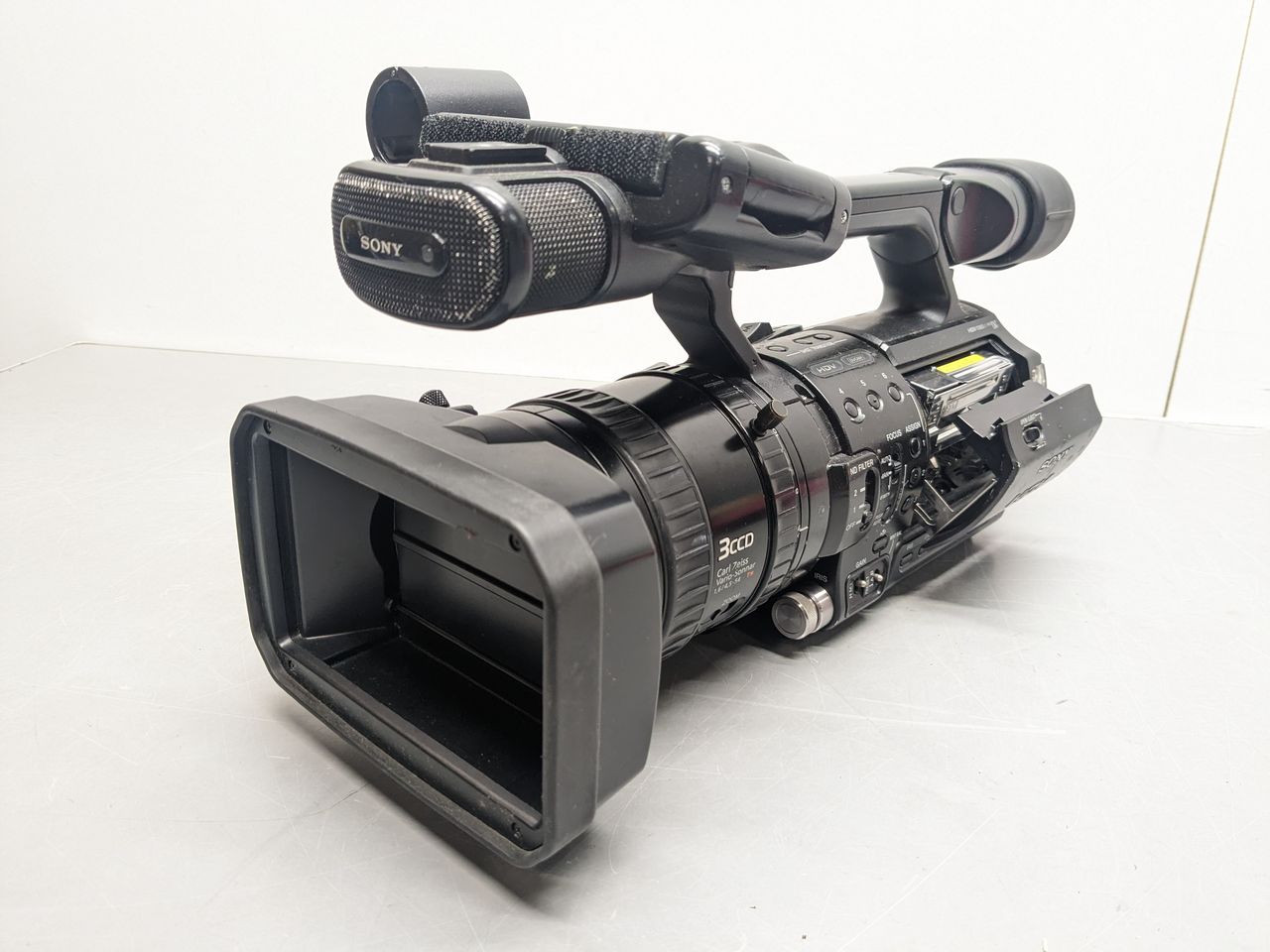 動作品 Sony HVR-Z1J 3CCD 業務用 ハイビジョン miniDVビデオカメラ