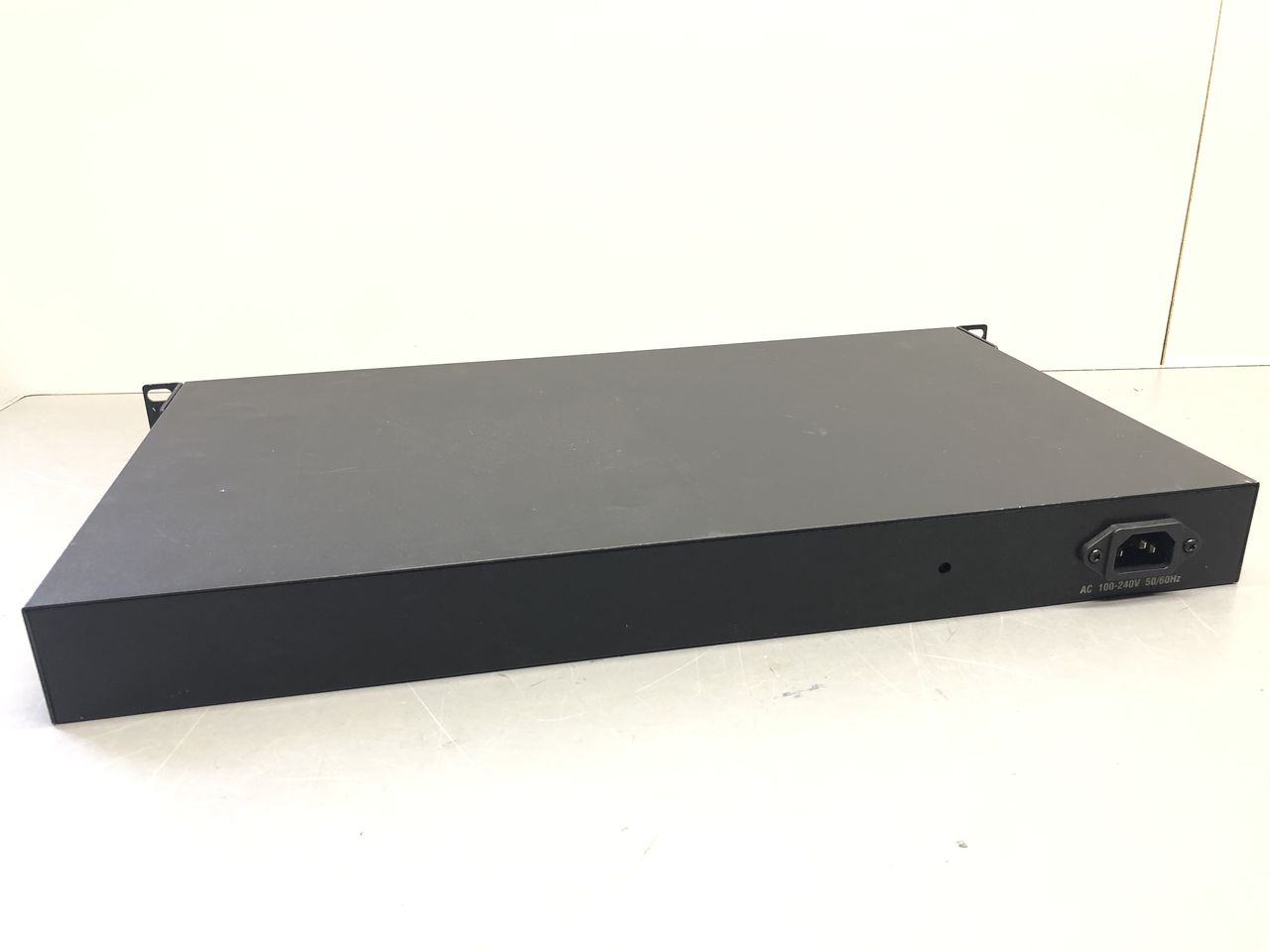 ELECOM EHB-UG2B24F-PL 24ポート PoE+ L2スイッチ 370W | VIVID Online