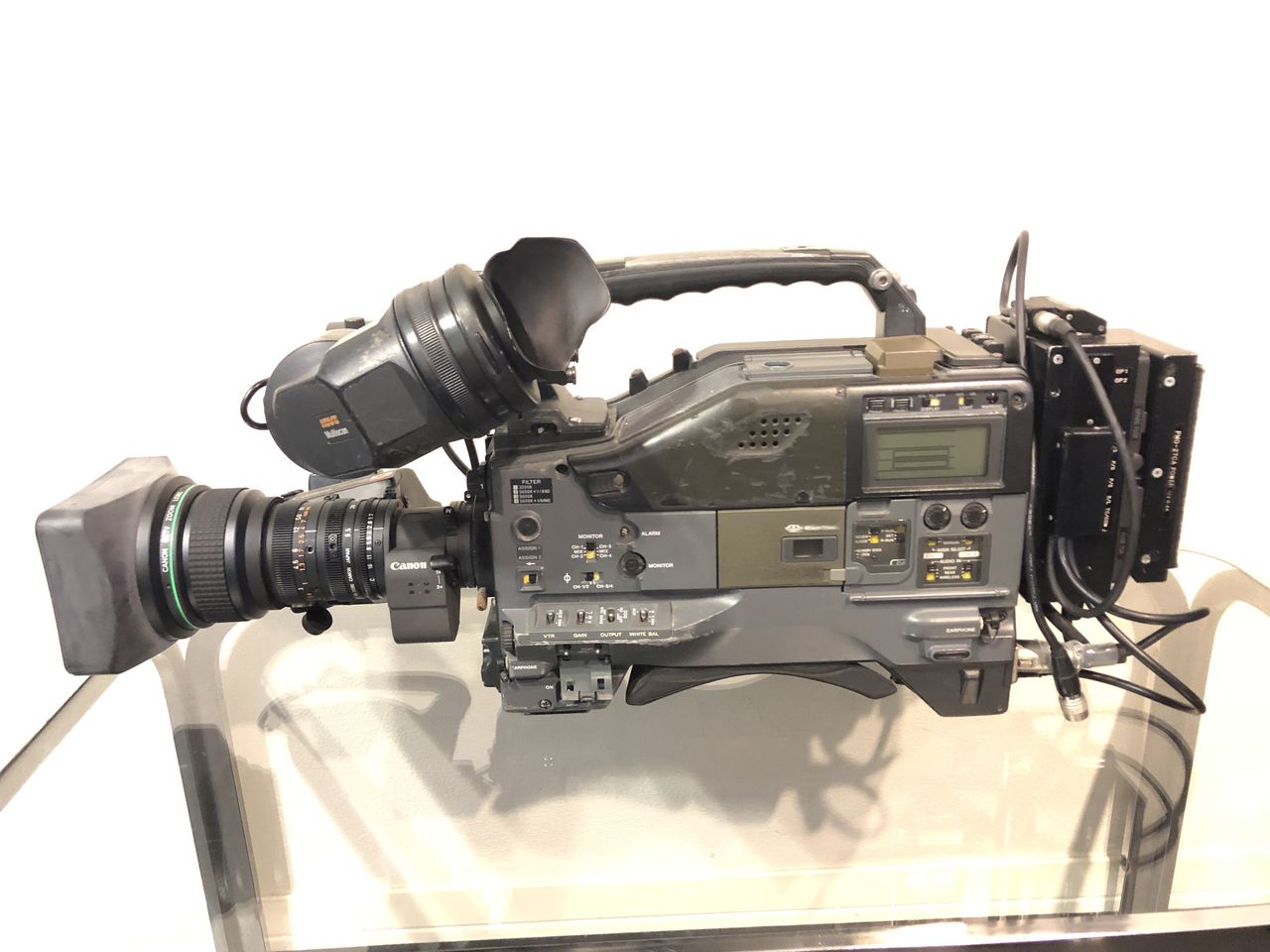 SONY HDW-730S HDVF-20A HDCAMカムコーダー TELECAM PMO-27CA/BS 光伝送装置セット