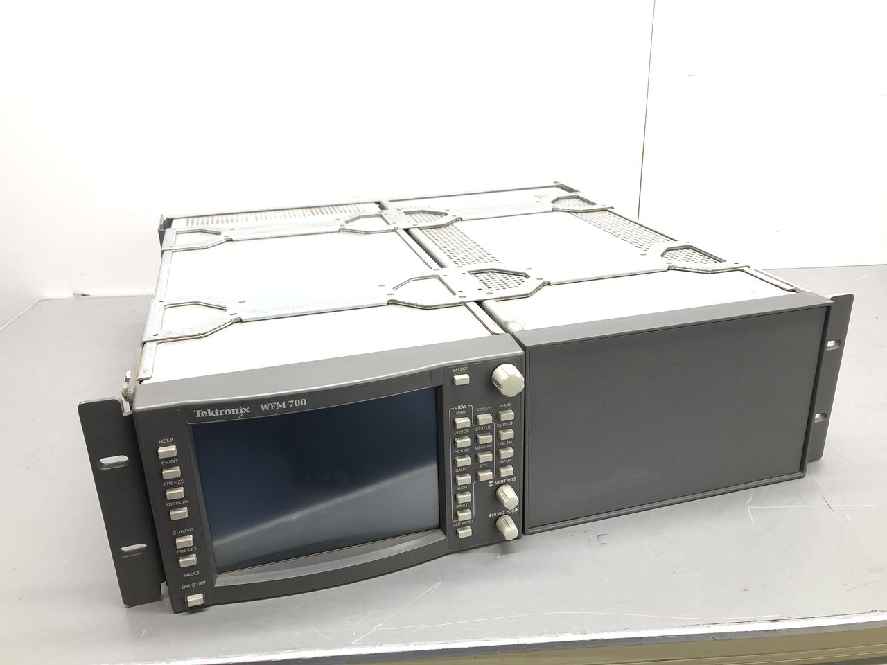 Tektronix WFM700 波形モニタ WFM7F05 ラックマウントキット