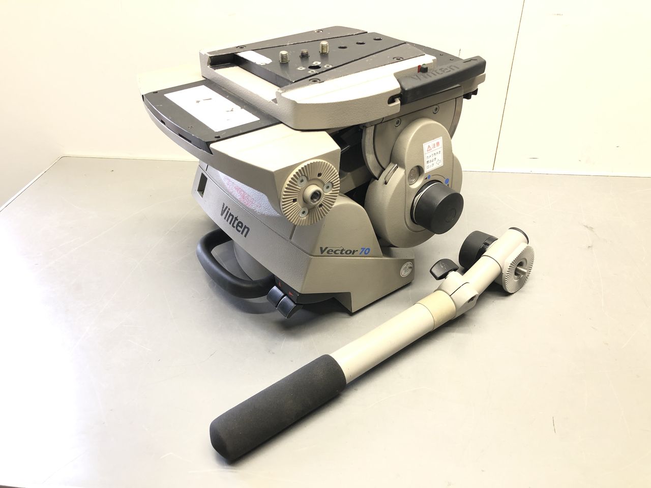 Vinten Vector70 大型三脚用 ヘッド | VIVID Online Shop