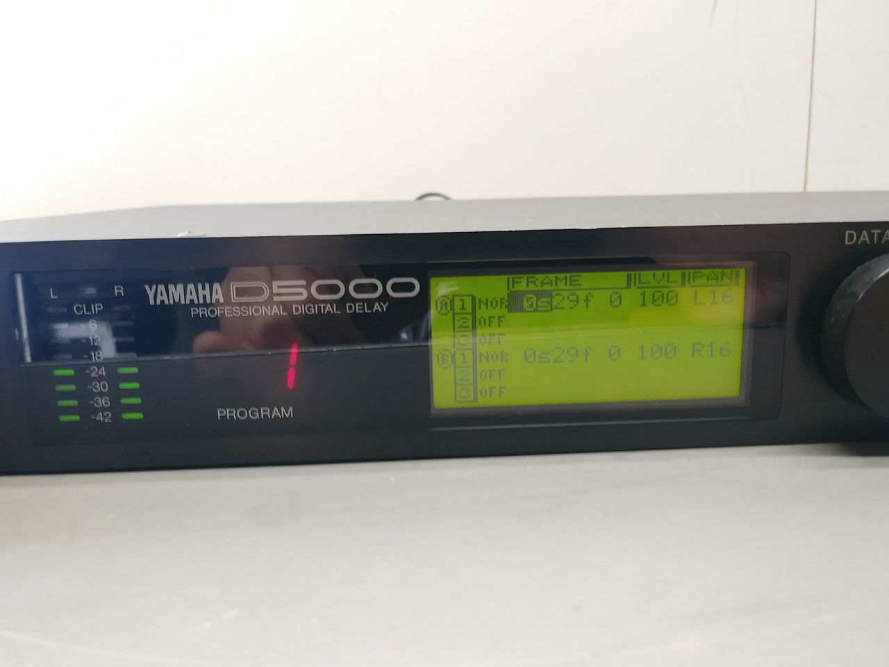 YAMAHA D5000 PROFESSIONAL DIGITAL DELAY