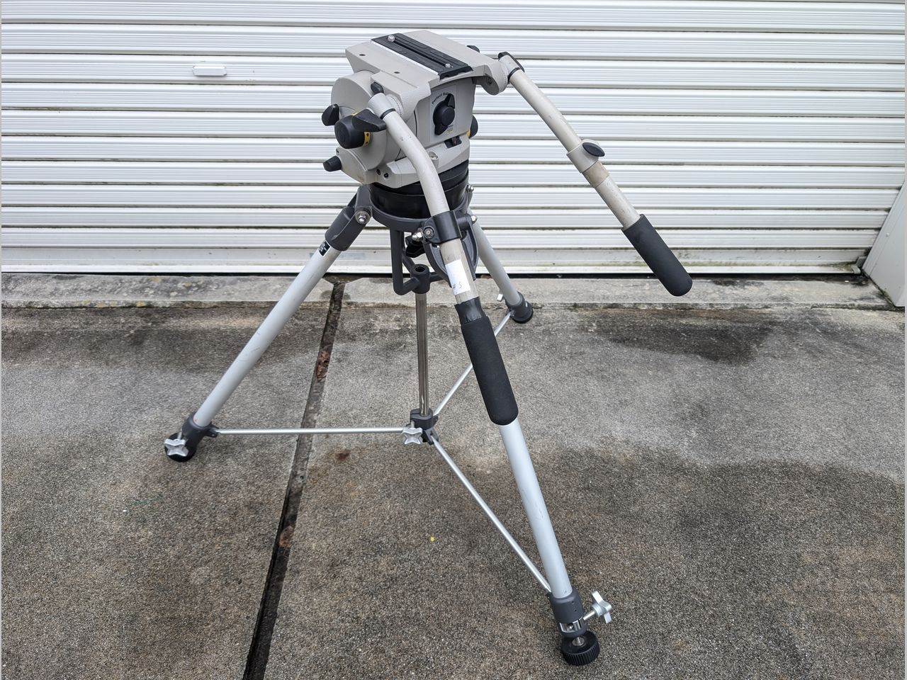 VINTEN Vision250 パン/チルトヘッド・SHOTOKU TT-53A TRIPOD