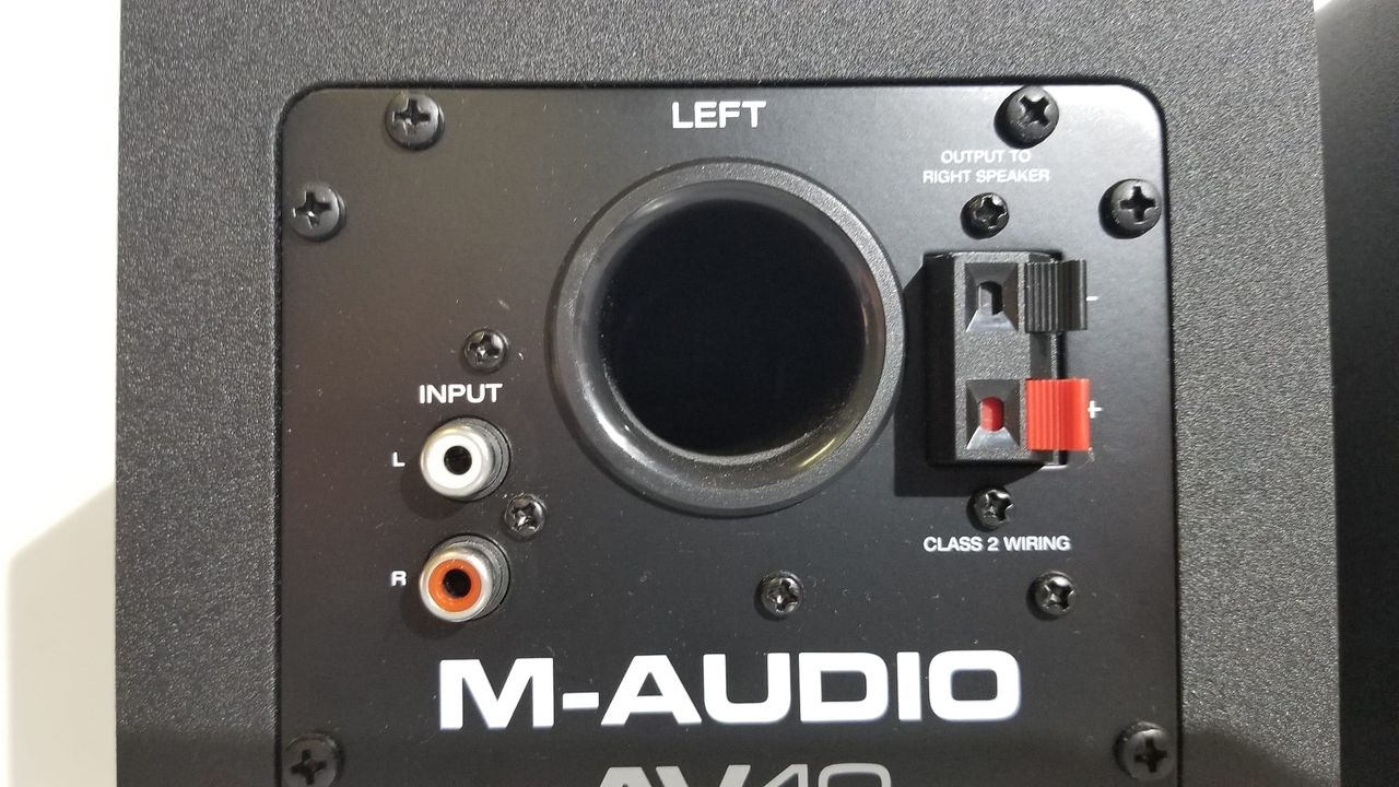 M-AUDIO AV42 | VIVID Online Shop