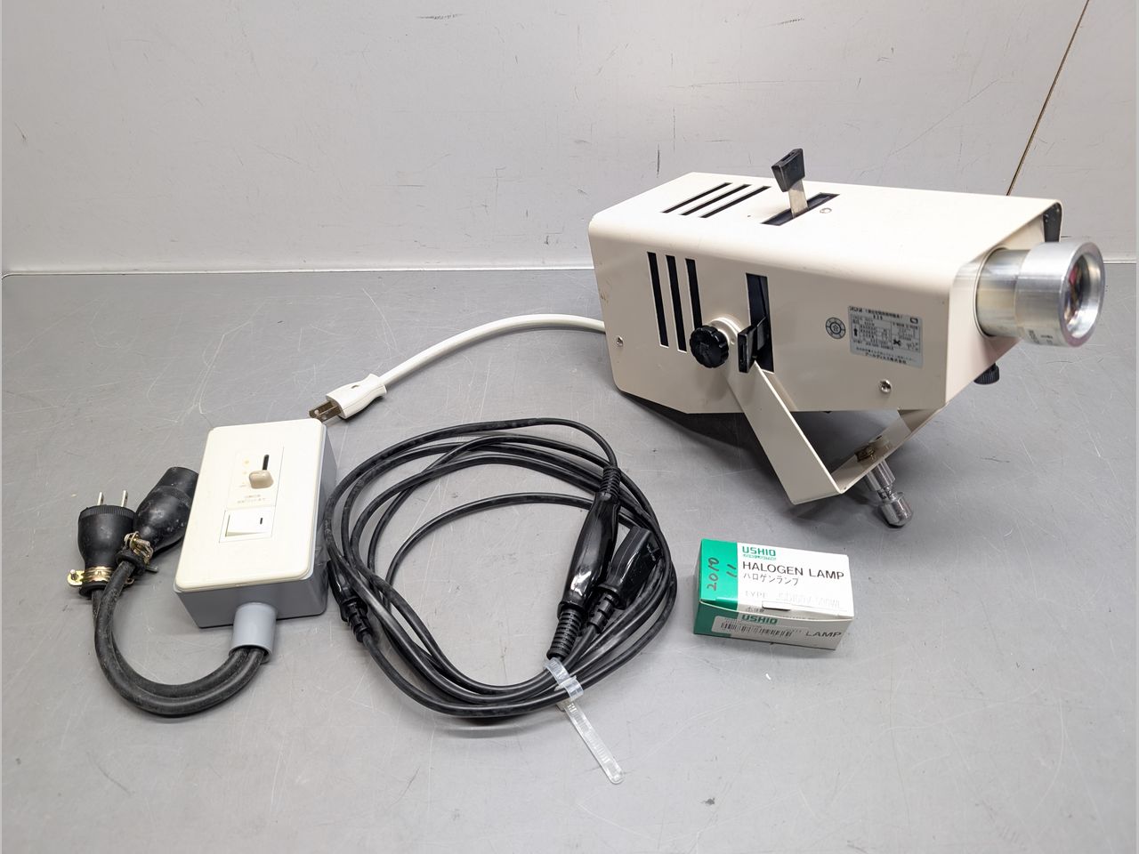 RDS 936 演出空間用照明器具