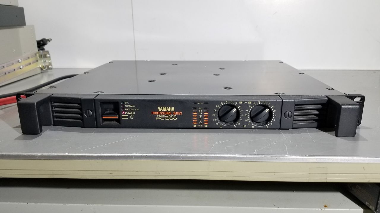 YAMAHA PC1000 2chパワーアンプ